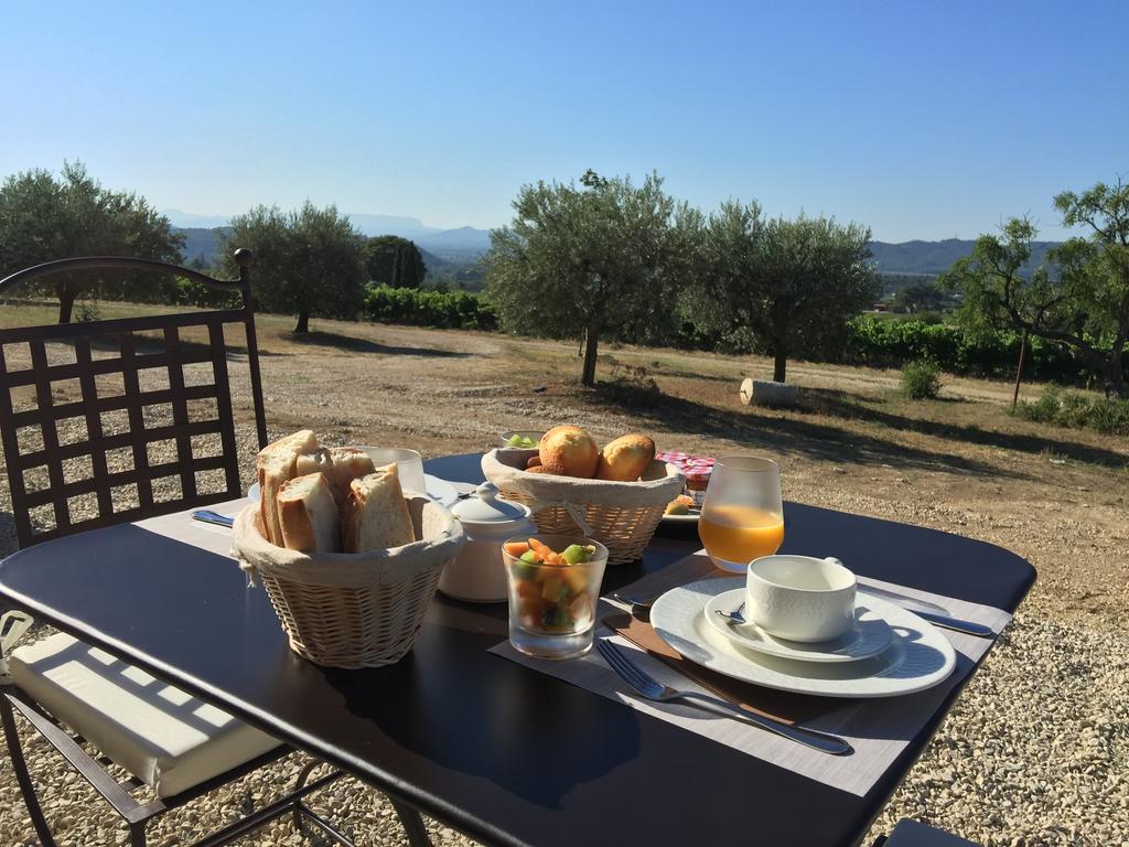 La Rivayne Bed and Breakfast Lourmarin Εξωτερικό φωτογραφία