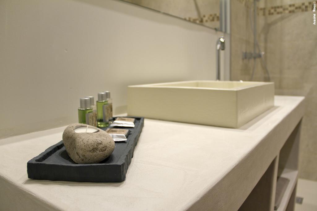 La Rivayne Bed and Breakfast Lourmarin Δωμάτιο φωτογραφία